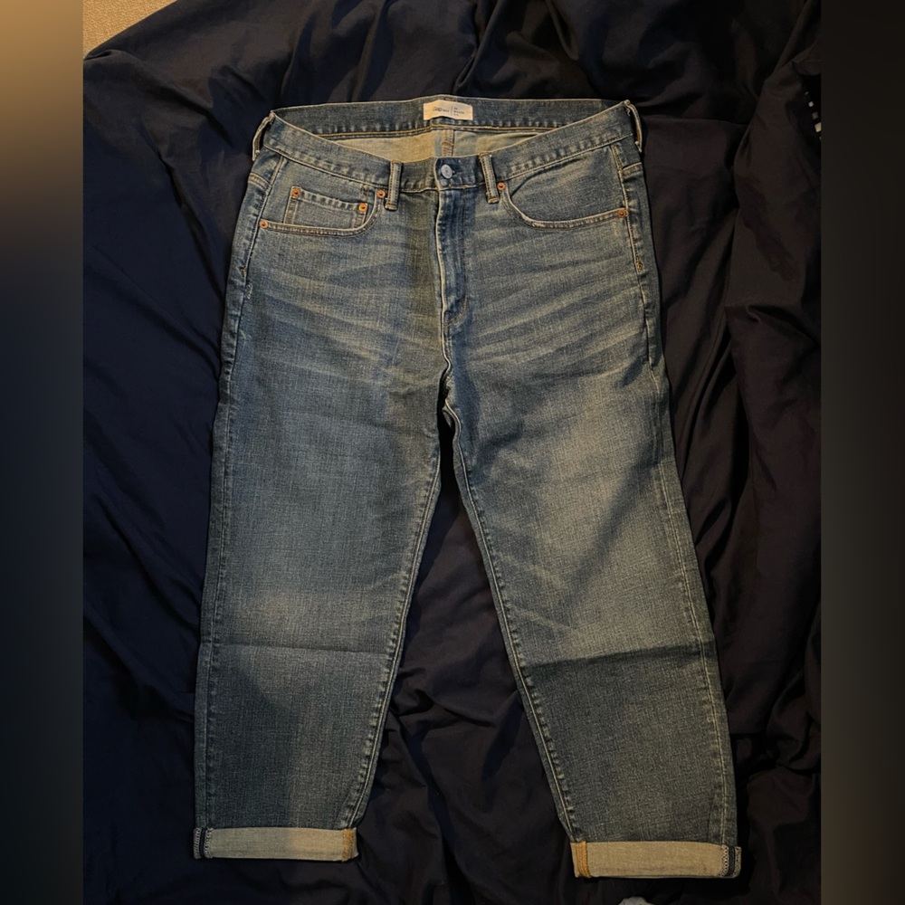 GAP Tapered Jean Sz35 Medium Wash